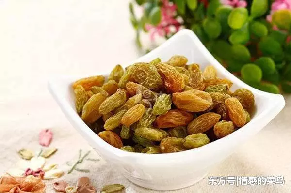 葡萄乾加一寶,常吃可排毒養肝,現在還不吃,吃虧的就是你!