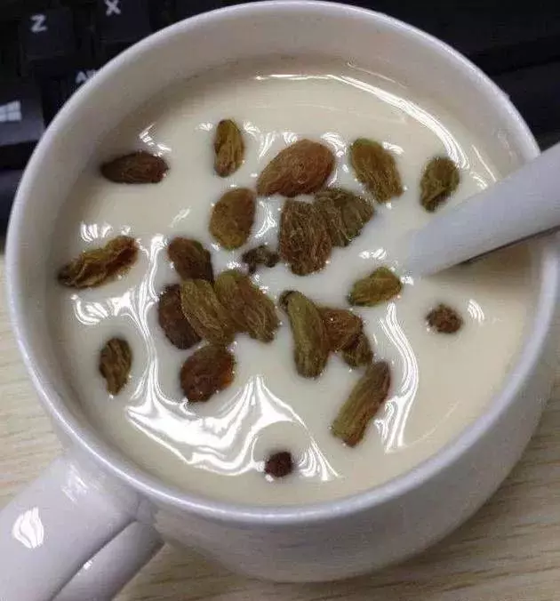 葡萄乾加一寶,常吃可排毒養肝,現在還不吃,吃虧的就是你!