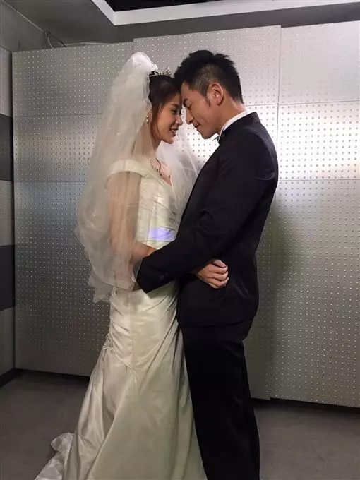 交往1年多!李燕認和男友分手…曝與趙駿亞「個性不合」