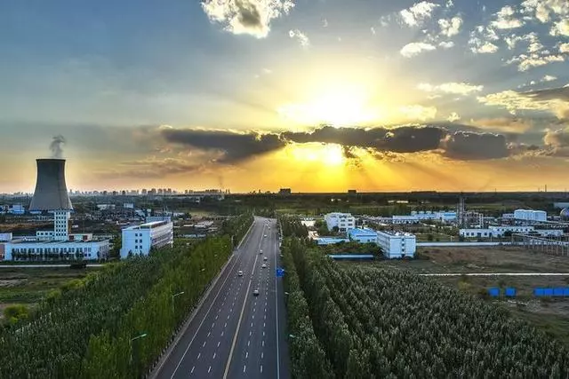 做好自己的事,走自己的路,看自己的風景,這才是出路