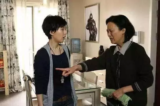 女兒結婚全款給她買了房,外孫滿月那天,因心寒我悄悄賣了房子