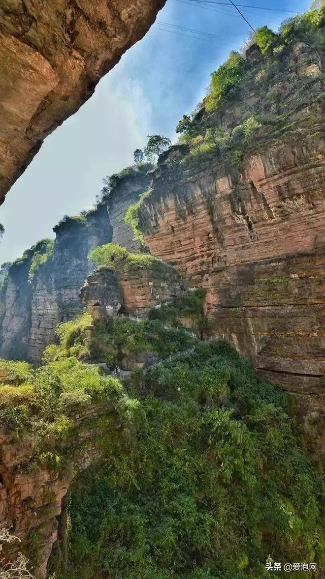 藏在大山深處的奇景,雲南武定己衣大裂谷,幾近原始的處女地!