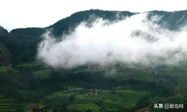 藏在大山深處的奇景,雲南武定己衣大裂谷,幾近原始的處女地!