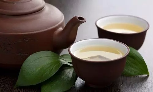 中國宮廷瘦身秘方 , 荷葉烏龍茶解熱、消脂、降膽固醇