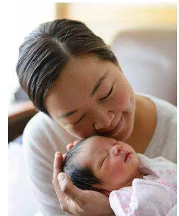 阿雅女兒證明:媽媽攢了一輩子的美貌一股腦兒發揮到了女兒身上!