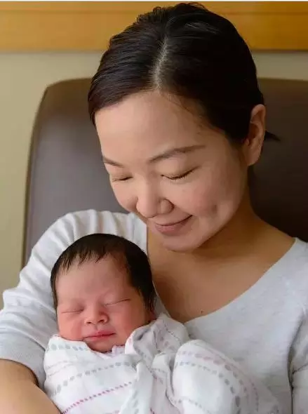 阿雅女兒證明:媽媽攢了一輩子的美貌一股腦兒發揮到了女兒身上!
