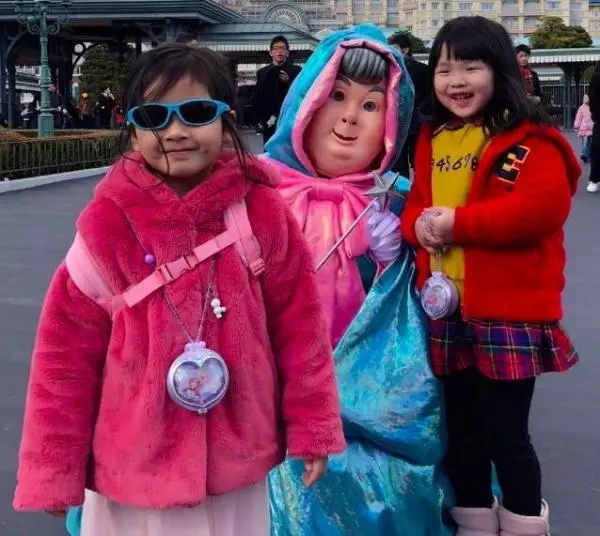 阿雅女兒證明:媽媽攢了一輩子的美貌一股腦兒發揮到了女兒身上!