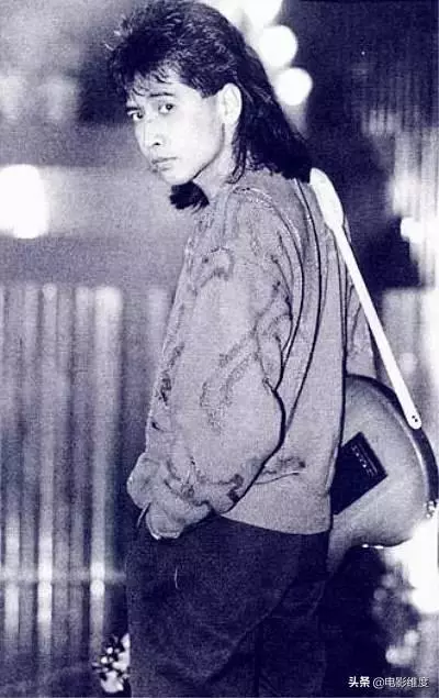 59歲齊秦娶小24歲嬌妻,生有一兒一女,一家4口幸福美滿!