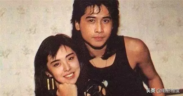59歲齊秦娶小24歲嬌妻,生有一兒一女,一家4口幸福美滿!