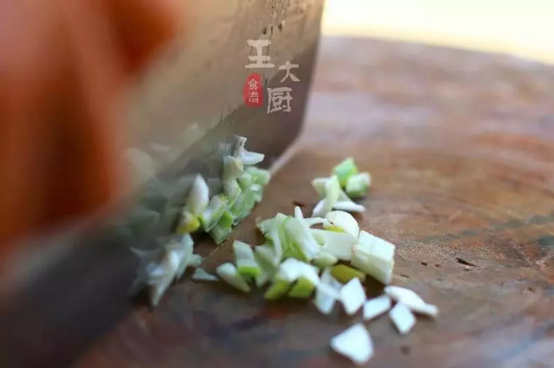 比肉還好吃的煎釀豆腐 -
