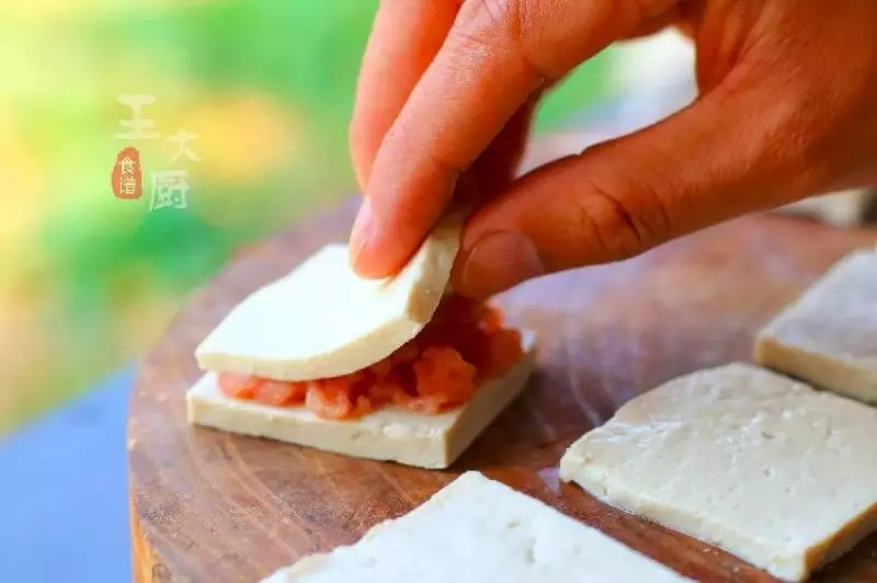 比肉還好吃的煎釀豆腐 -