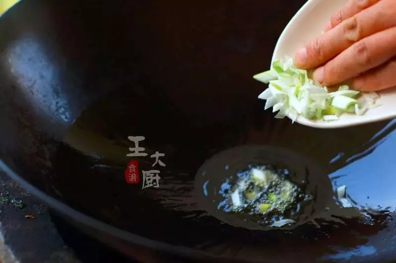 比肉還好吃的煎釀豆腐 -