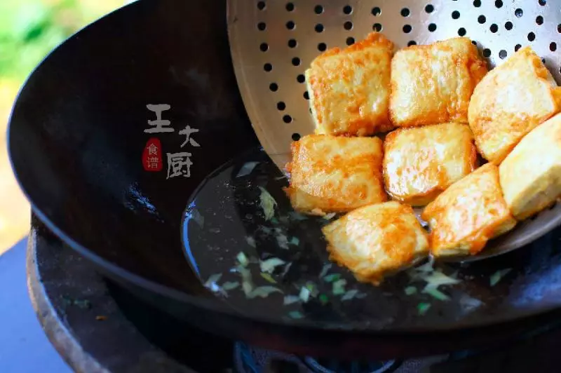 比肉還好吃的煎釀豆腐 -