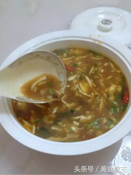 3分鐘就能搞定的酸辣湯,食材做法超級簡單,味道一點也不簡單 - .