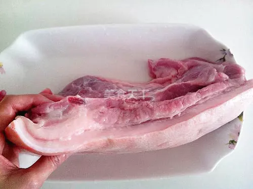 自製廣式脆皮燒肉 -