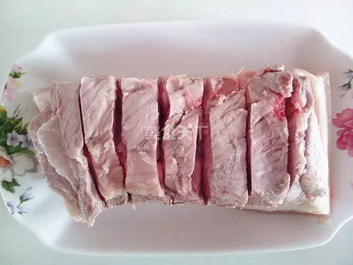 自製廣式脆皮燒肉 -
