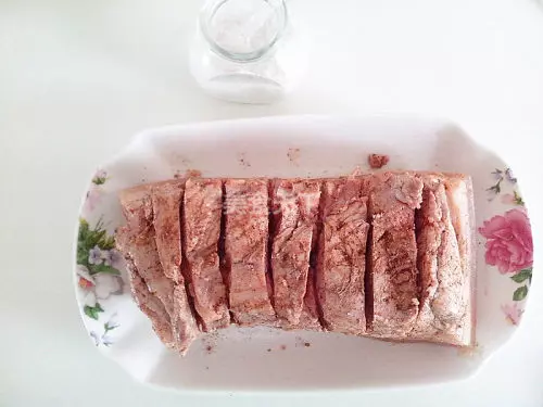 自製廣式脆皮燒肉 -