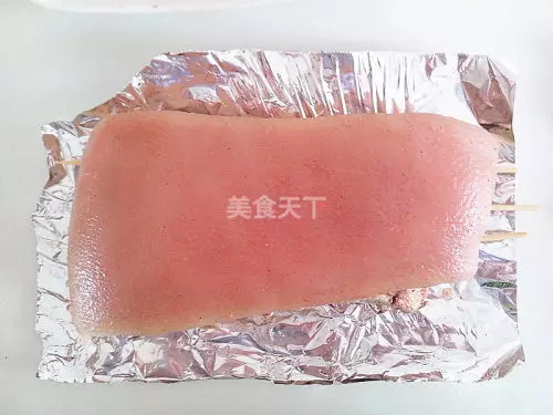 自製廣式脆皮燒肉 -