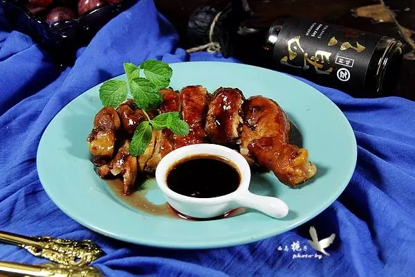 雞肉這麼做,好吃到爆,連湯汁都剩不下~ -