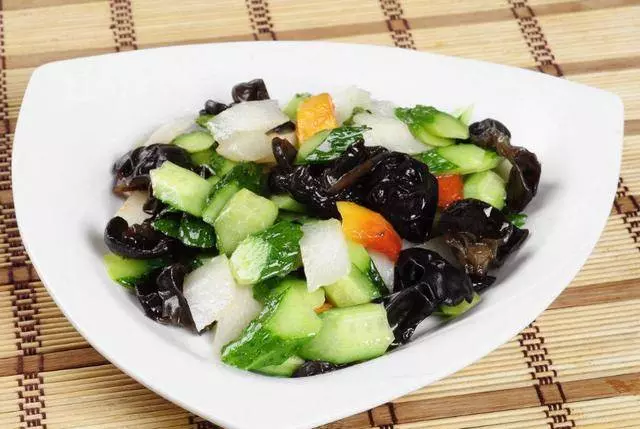 30種木耳的做法,比吃肉還過癮,女人吃了對皮膚好!