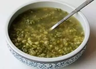 媽媽煮綠豆湯一定加「一寶」,不但消熱解毒,更可以治「肝病」!比肝藥還管用!!!!