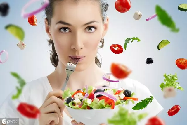 女性堅持這4個「小習慣」,40歲看起來像30歲,還可助長壽!