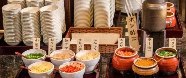 【珍藏貼】新加坡15家最便宜自助餐大盤點!人均只要15新幣起~