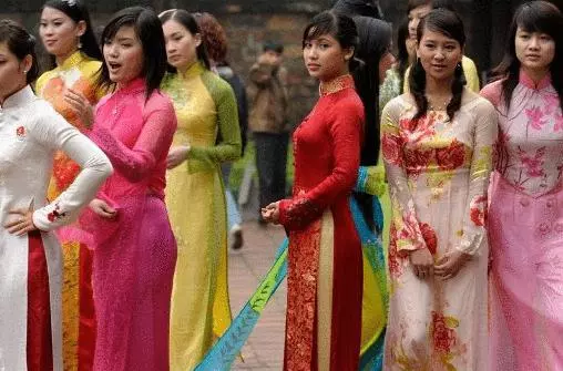 男遊客到越南旅遊, 經常被美女問到需要「妻子」嗎? 答案讓人臉紅!