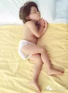 強行戒斷吃手•離乳•尿布!0~6歲媽媽最大的煩惱