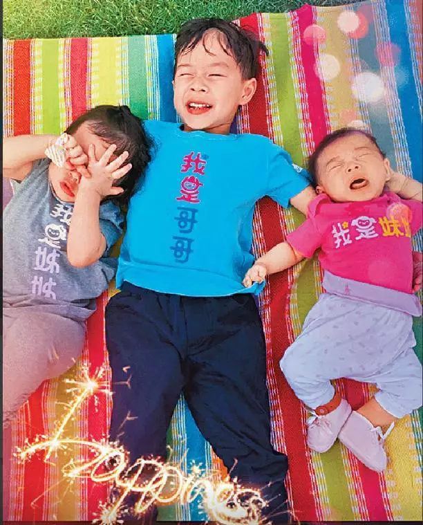 郭晶晶三胎後首亮相,戴恐龍蛋鑽戒超吸睛,比奚夢瑤的還要大一倍!