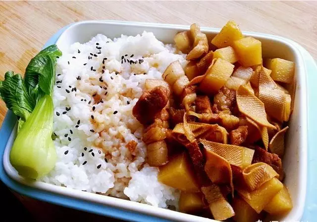 養肝吃什麼好?多吃這5種食物,能把肝臟「洗乾淨」