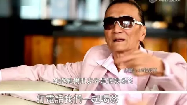 狄波拉是謝霆鋒的母親,28歲嫁浪子!以淚洗面決心離婚…如今67歲帶著現任「與前夫喝茶」:餘生做回自己。