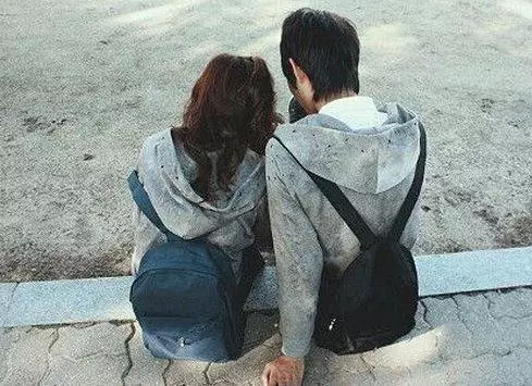 老婆超級傲嬌,上門女婿不敢接家中病母,最後結局讓他紅了眼框!