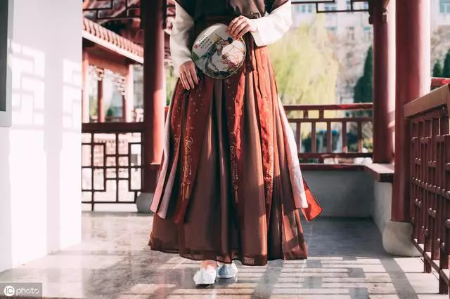 尋得摯愛,將與其相守一生的4個星座男,典型的專情之人