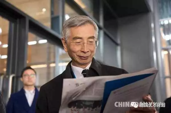 美國封剎華為,才發現這個中國科學家太厲害了!…