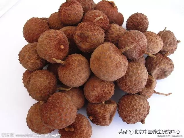 常用中草藥(荔枝)荔枝核可治療心痛、小腸氣痛