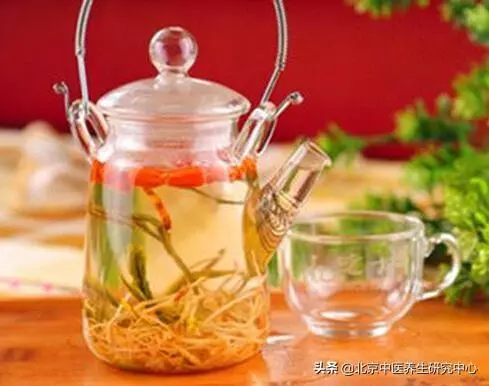 養生藥茶(枸杞茶)、肝腎疾病、肺結核、便秘、失眠、低血壓、護膚等各種疾病的功效