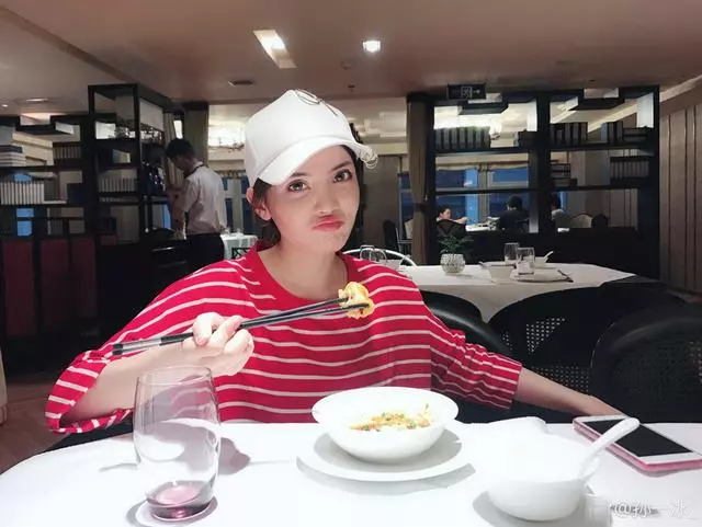 三天就被追一次!醜女整容13次終變美,人生反轉 !