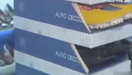 鞋子太多放不下?用這個小方法,空間瞬間多3倍!連鞋櫃都不用買!