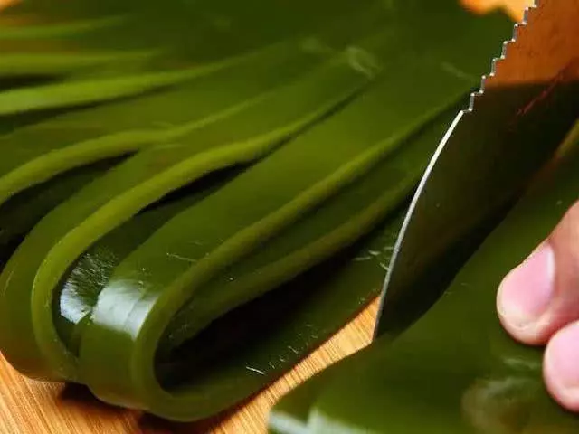 癌細胞是吃出來的?醫生提醒:4種食物吃得越多,癌細胞越高興,尤其第一種