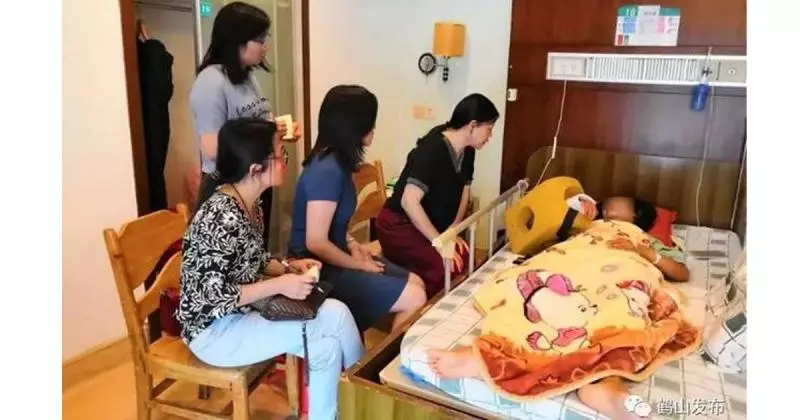 被丈夫拳打腳踢約1分鐘!家暴男是慣犯 ,女子希望離婚!