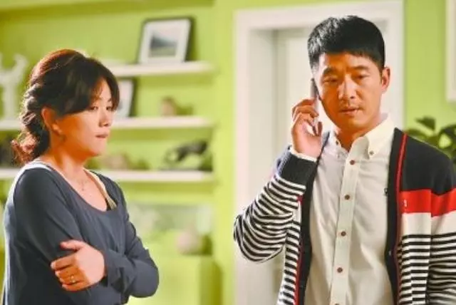 「我背叛婚姻後,妻子不帶孩子和我離婚,真的是對我最狠的報復」