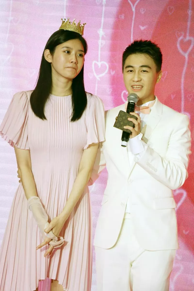 【大爆求婚內幕!】奚夢瑤曾抗拒「土豪式包場求婚」何猷君1句話,就讓她say ok…