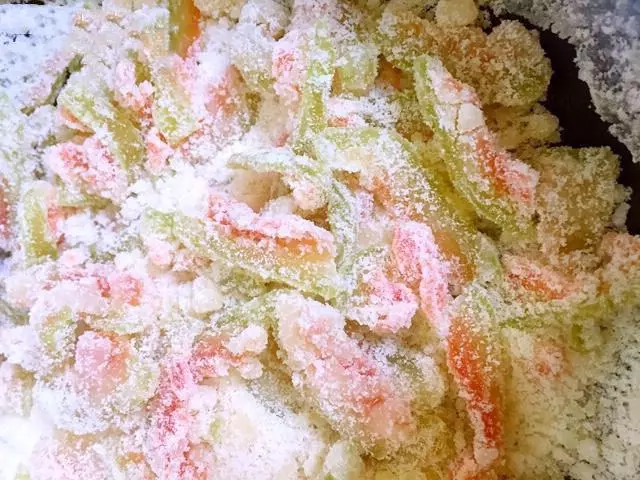 現在水果太貴,我把西瓜皮留下來做成這,可以吃1個月!