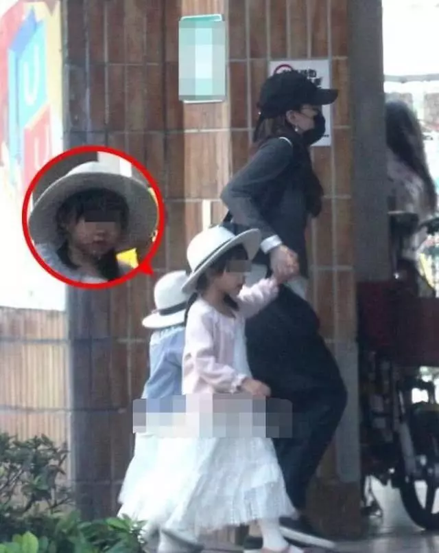 台媒曝王力宏兩女兒正面照:大眼超萌長相甜美,繼承父母好基因
