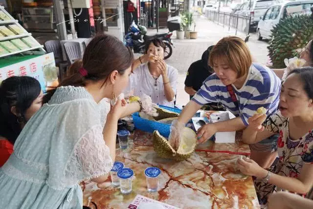 馬來西亞人說:泰國榴槤也就忽悠中國人可以,我們從來不吃!