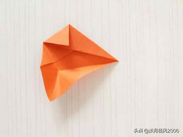 幼兒園手工,一張彩紙折出美麗的楓葉,簡單易學