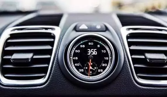 汽車熄火前,千萬別關冷氣 不然你會後悔看完你就懂了!