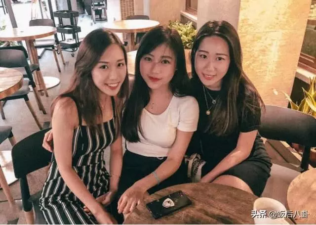李麗珍女兒首次曬與男友甜蜜吻照,22歲顏值不輸媽媽年輕時!!!