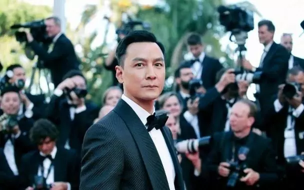 自曝上個月差點死亡,9天暴瘦13斤,45歲吳彥祖能活下來命真大!
